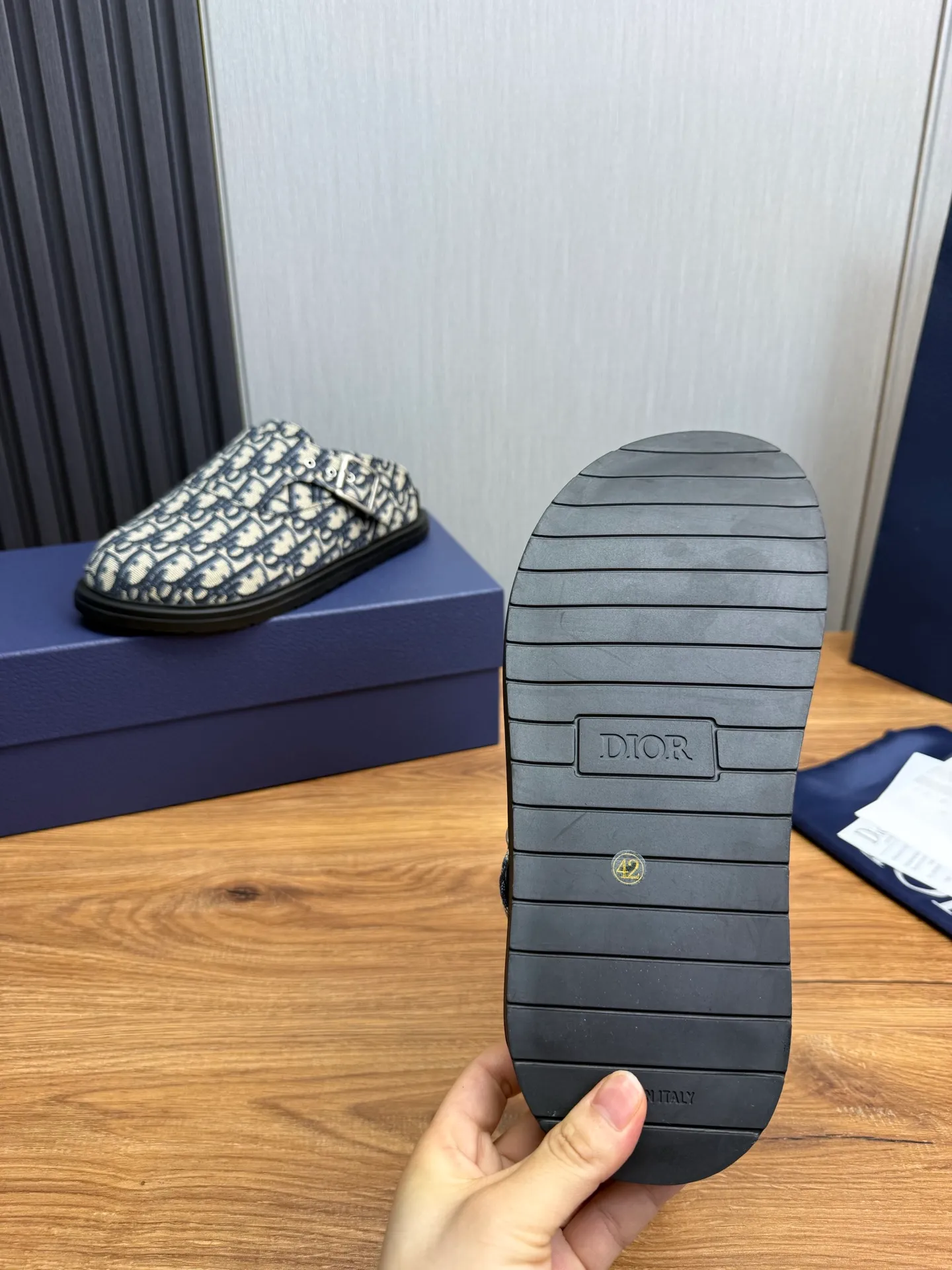 Men's shoes 💰560💰 Dior. Men's slippers 🩴Official website one to one production 38-45 sizes 45 46 🉑️Customized! Original embossed cowhide, sheepskin lining✅Original outsole⬆️